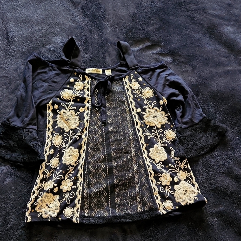 Girls cute shirt by tempted girls size 7/8S
